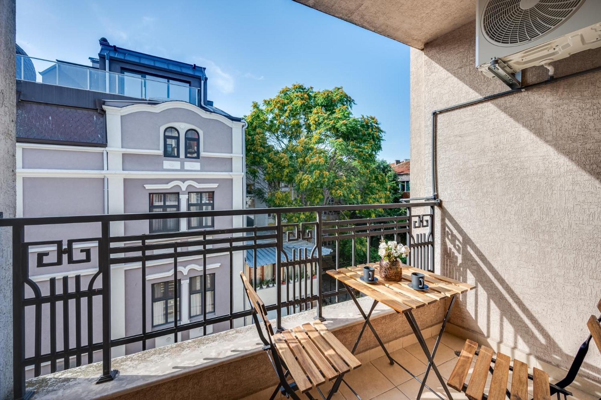 Prestige Central Apartments Varna Eksteriør bilde
