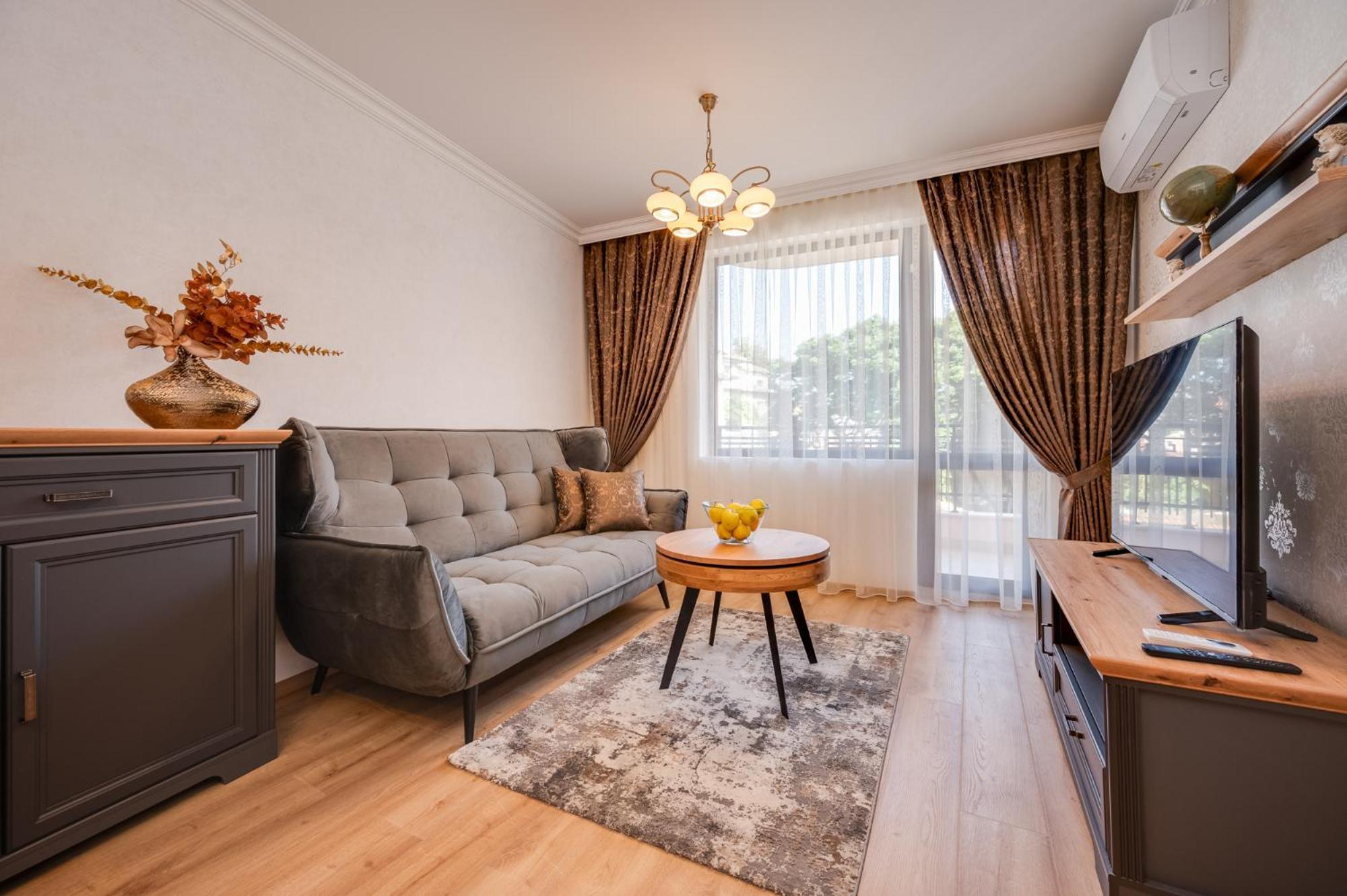 Prestige Central Apartments Varna Eksteriør bilde