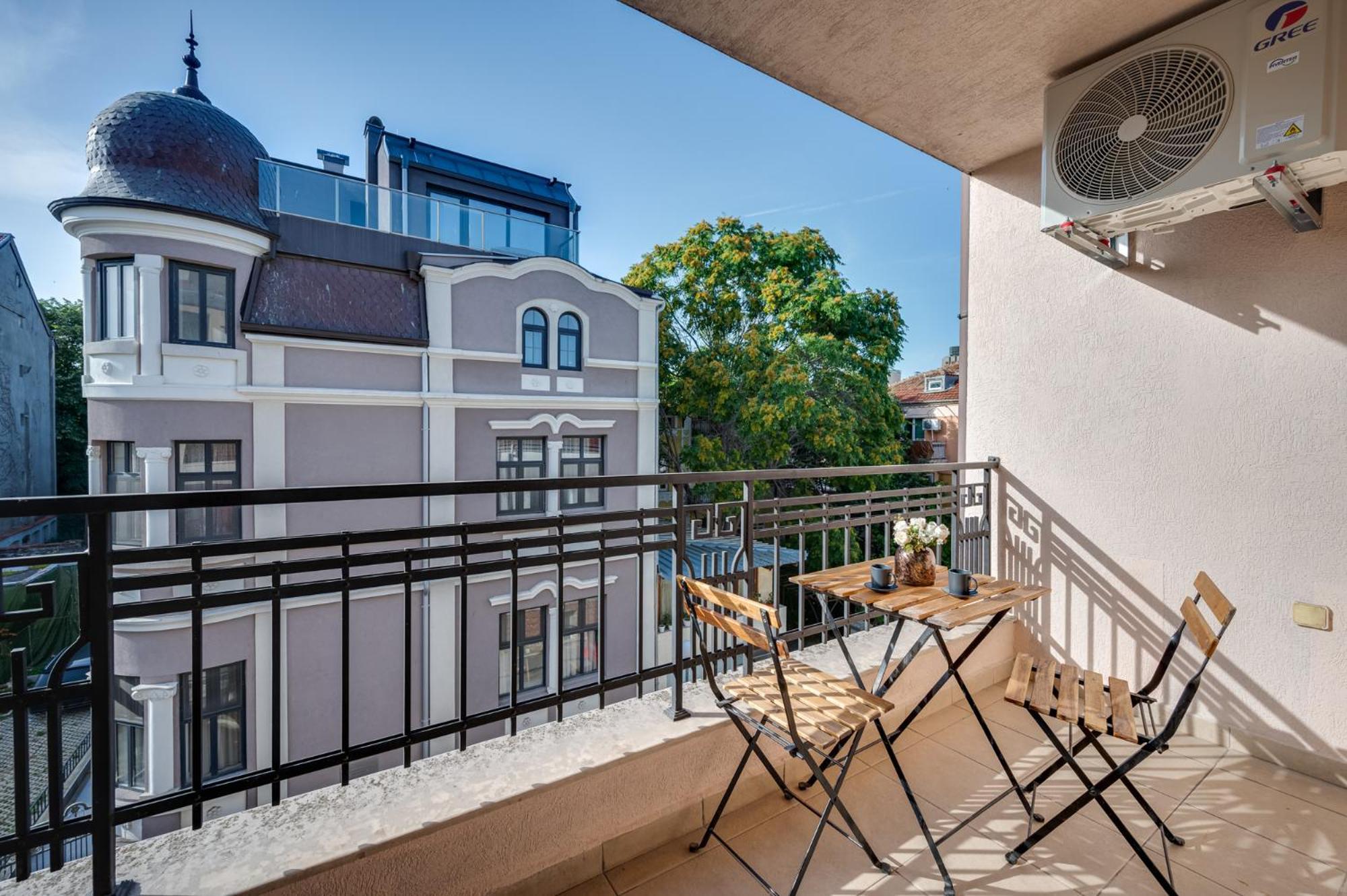 Prestige Central Apartments Varna Eksteriør bilde