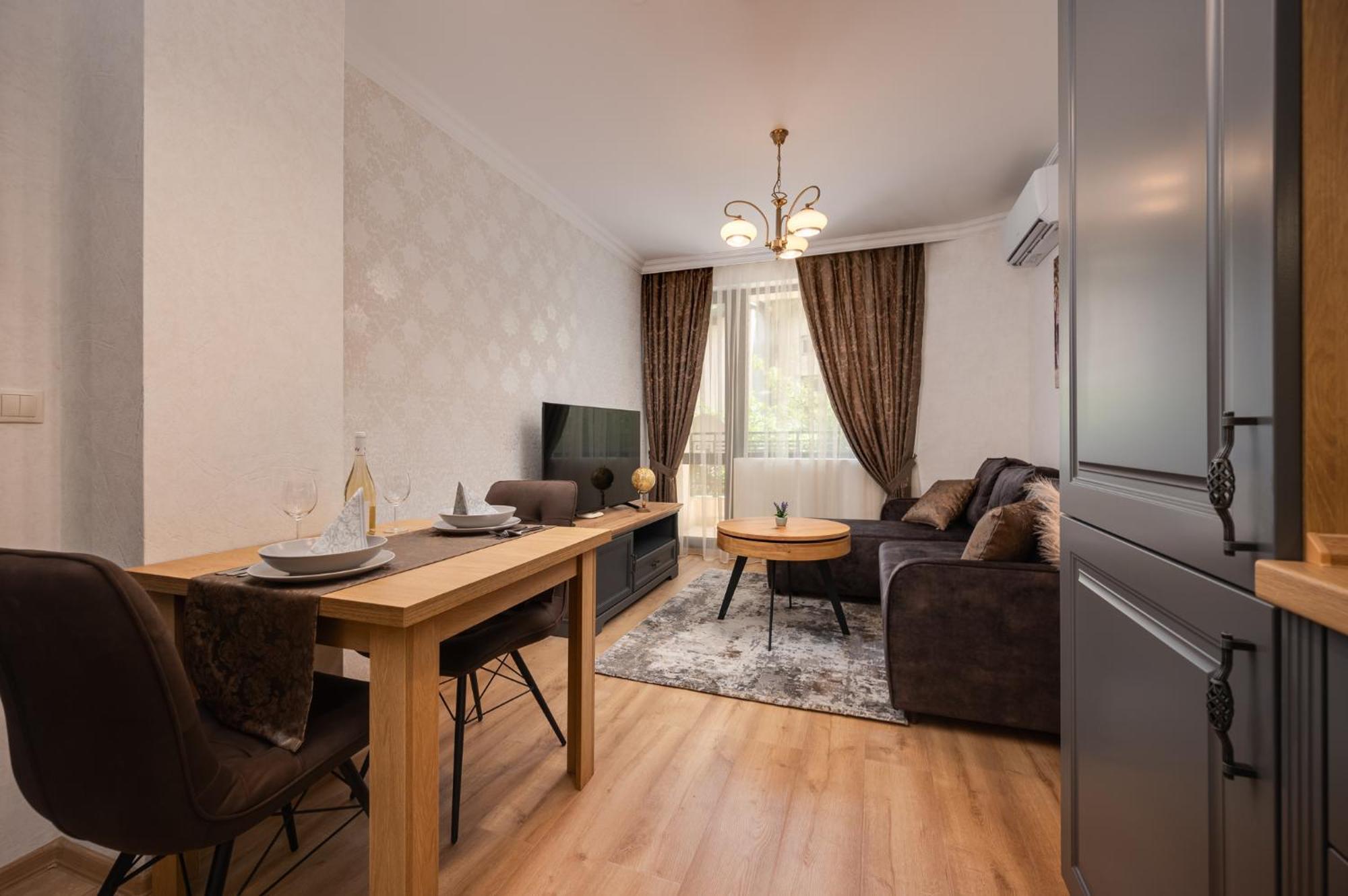 Prestige Central Apartments Varna Eksteriør bilde