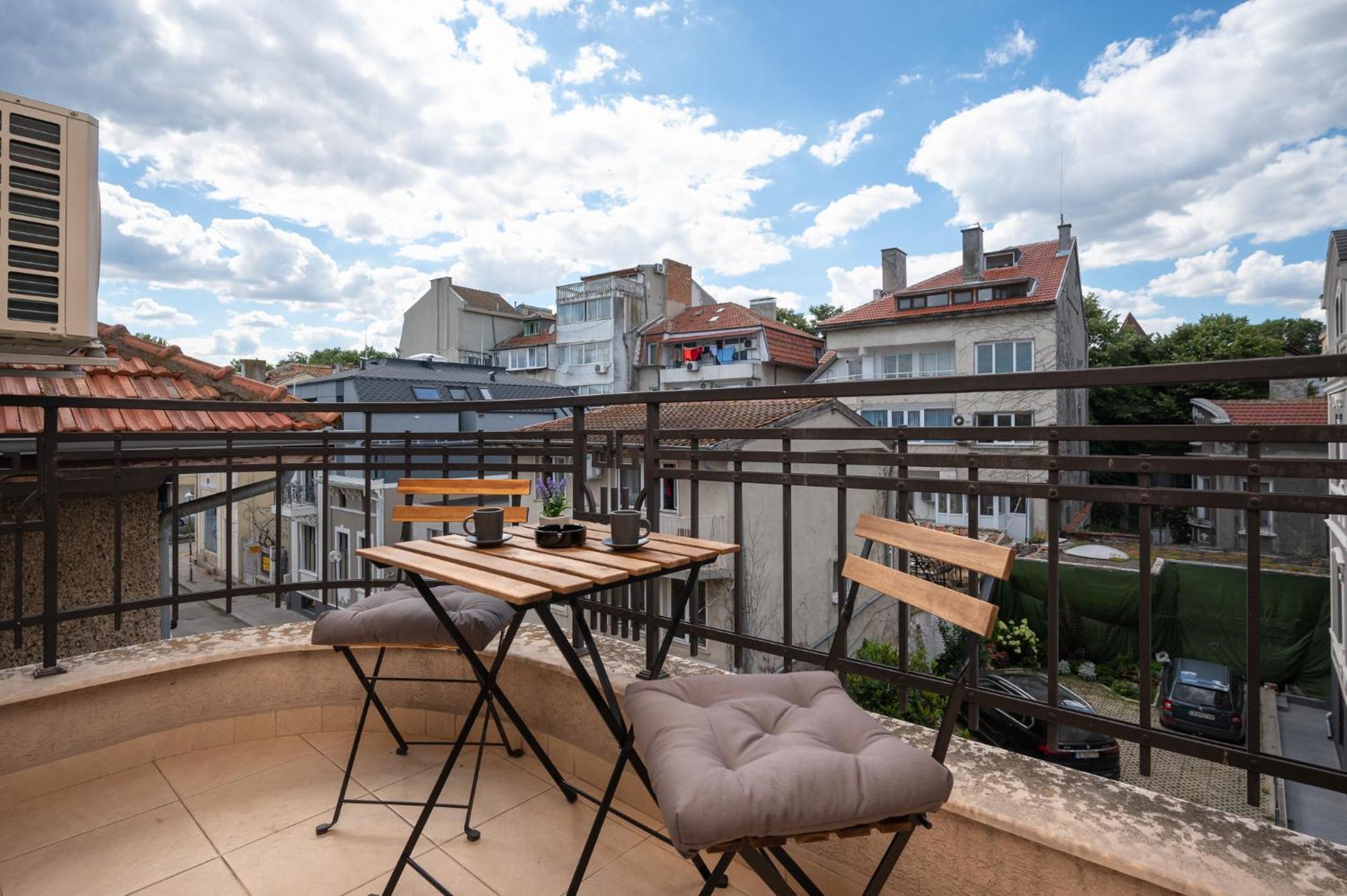Prestige Central Apartments Varna Eksteriør bilde