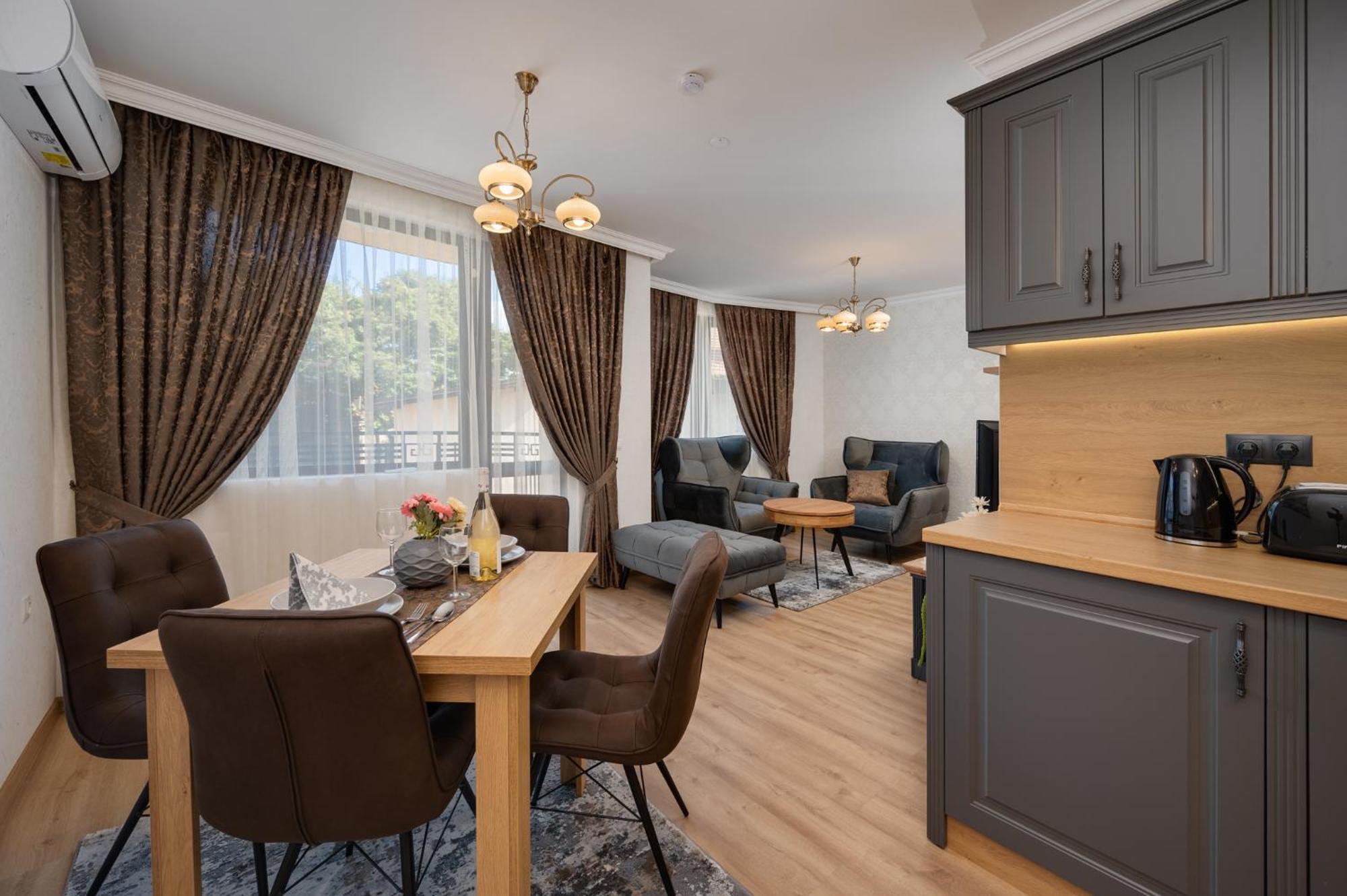 Prestige Central Apartments Varna Eksteriør bilde