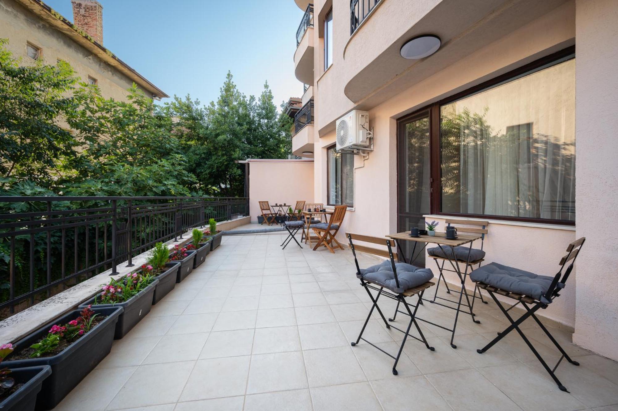 Prestige Central Apartments Varna Eksteriør bilde