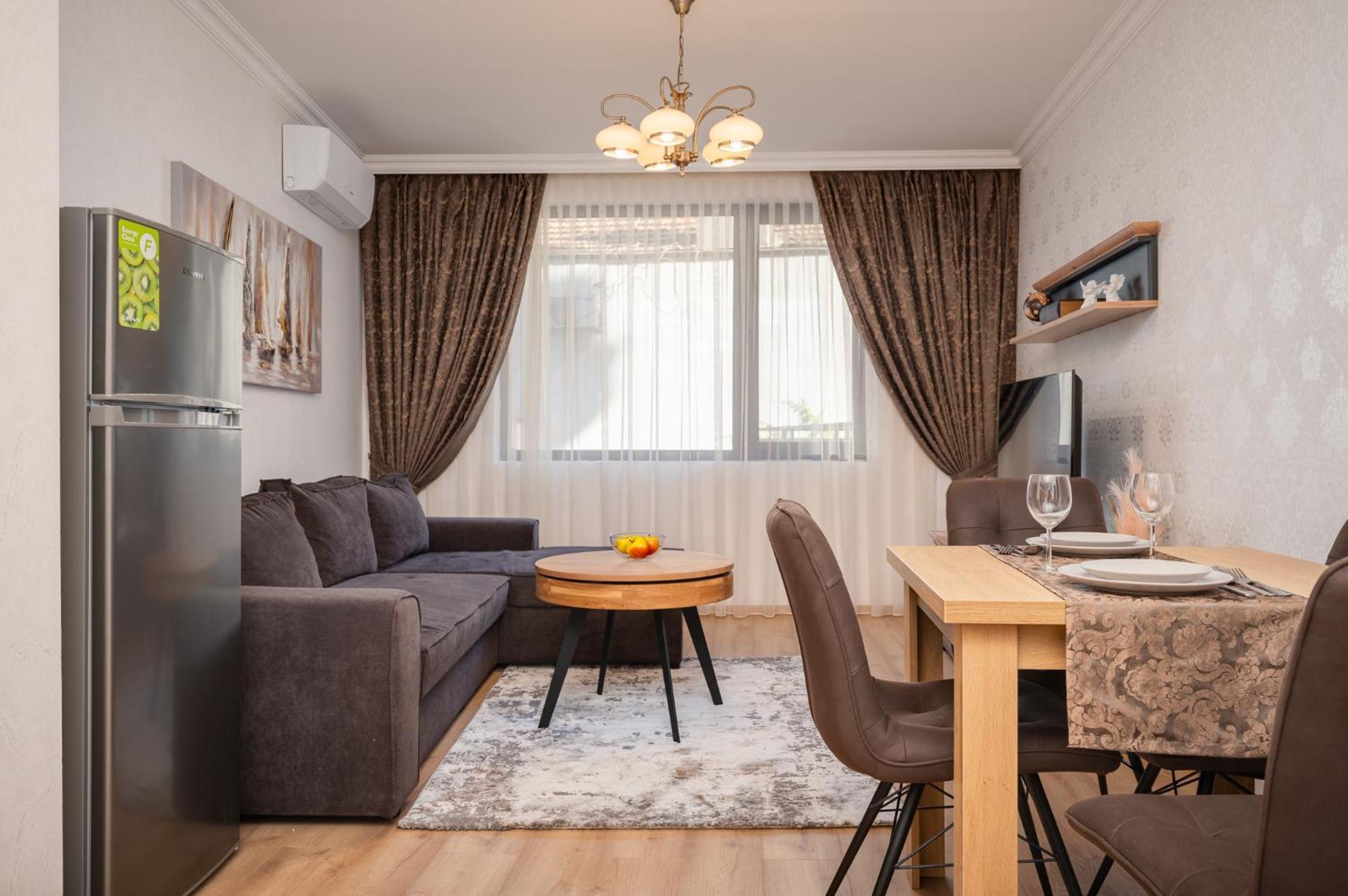 Prestige Central Apartments Varna Eksteriør bilde